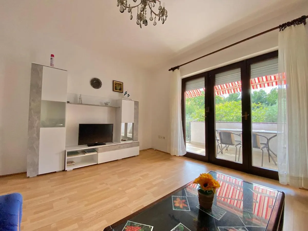 Adults Only Apartment Biserka Close To Town Centre クルク